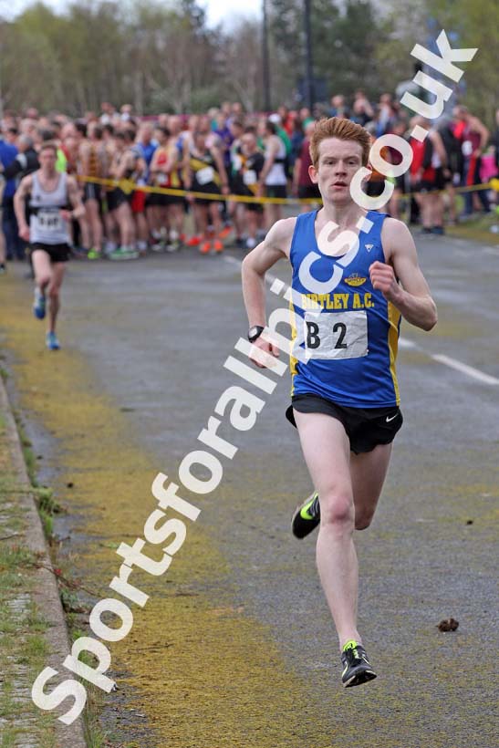 Senior mens relay, Elswick Good Friday Road Races. Photo: David T. Hewitson/Sports for All Pics